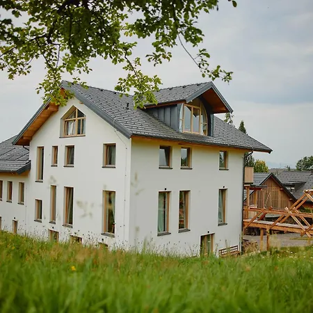 Lejlighedshotel Eko Glamping Kristof Cerklje na Gorenjskem